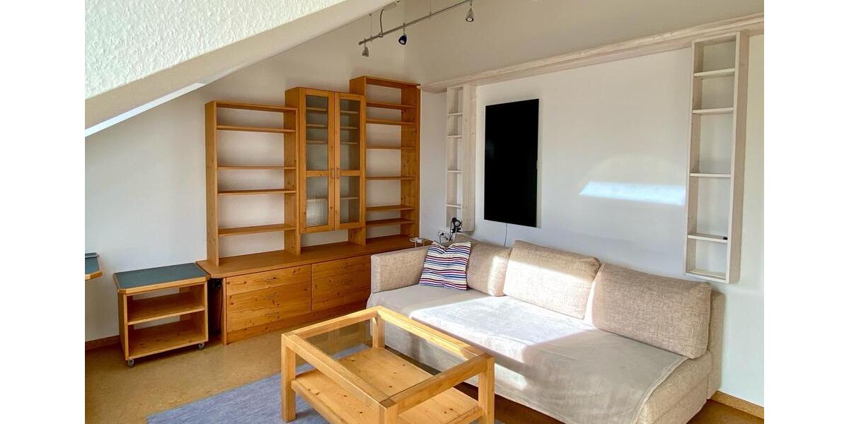 Dachgeschoßwohnung München Schwabing-Freimann - 2 Zimmer, 47 m&sup2;, 1.100&euro; | Angebot:24952496