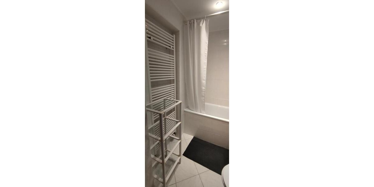 Wohnen auf Zeit Köln Mülheim - 3 Zimmer, 25 m&sup2;, 650&euro; | Angebot:26604094