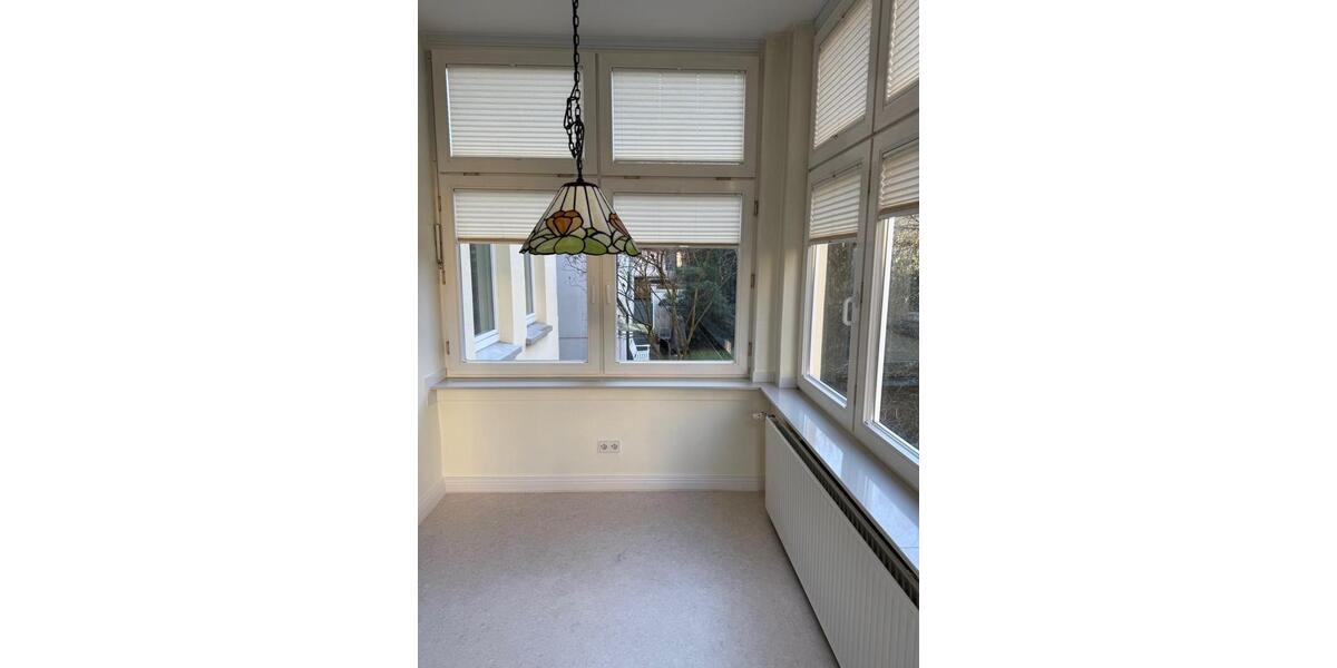 Erdgeschoßwohnung Oldenburg Dobbenviertel - 7 Zimmer, 220 m&sup2;, 2.700&euro; | Angebot:25341094