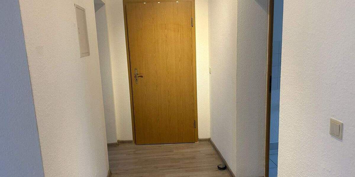Etagenwohnung Halle (Saale) Giebichenstein - 4 Zimmer, 77 m&sup2;, 590&euro; | Angebot:26672530