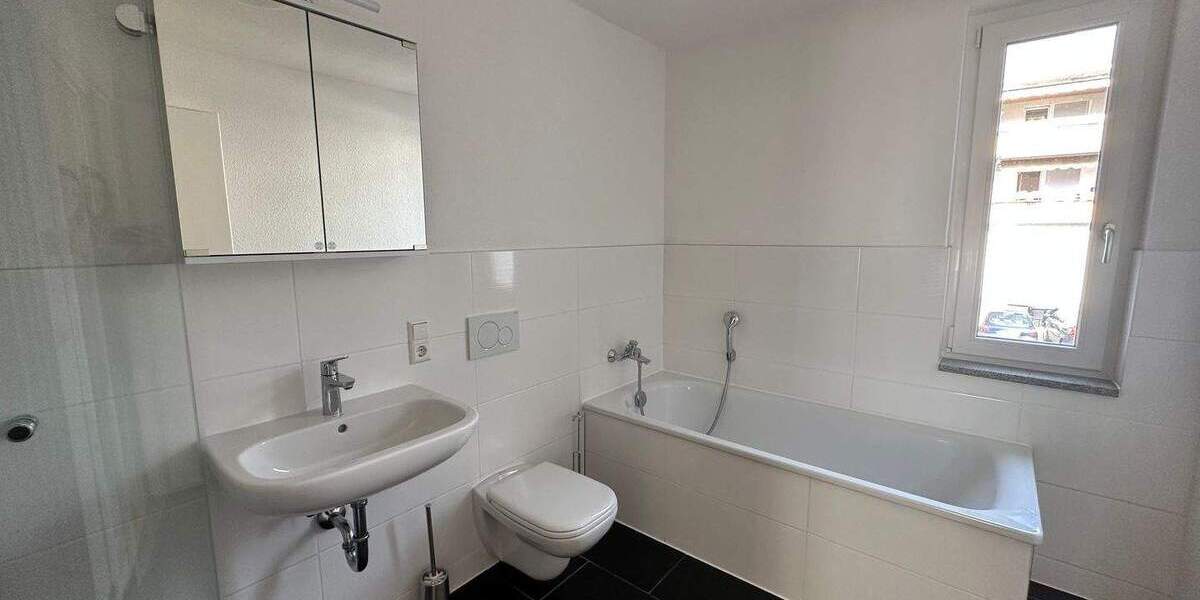 Etagenwohnung Rheinfelden Beuggen - 3 Zimmer, 86 m&sup2;, 1.230&euro; | Angebot:25703824