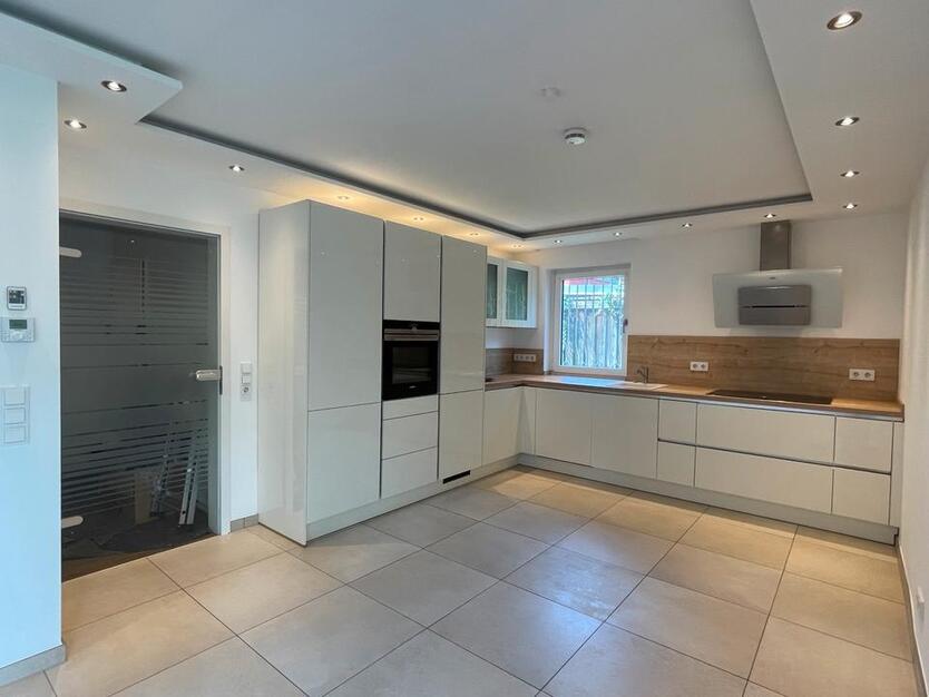 Moderne und Familienfreundliche 3 Zimmer Wohnung in Schweinheim