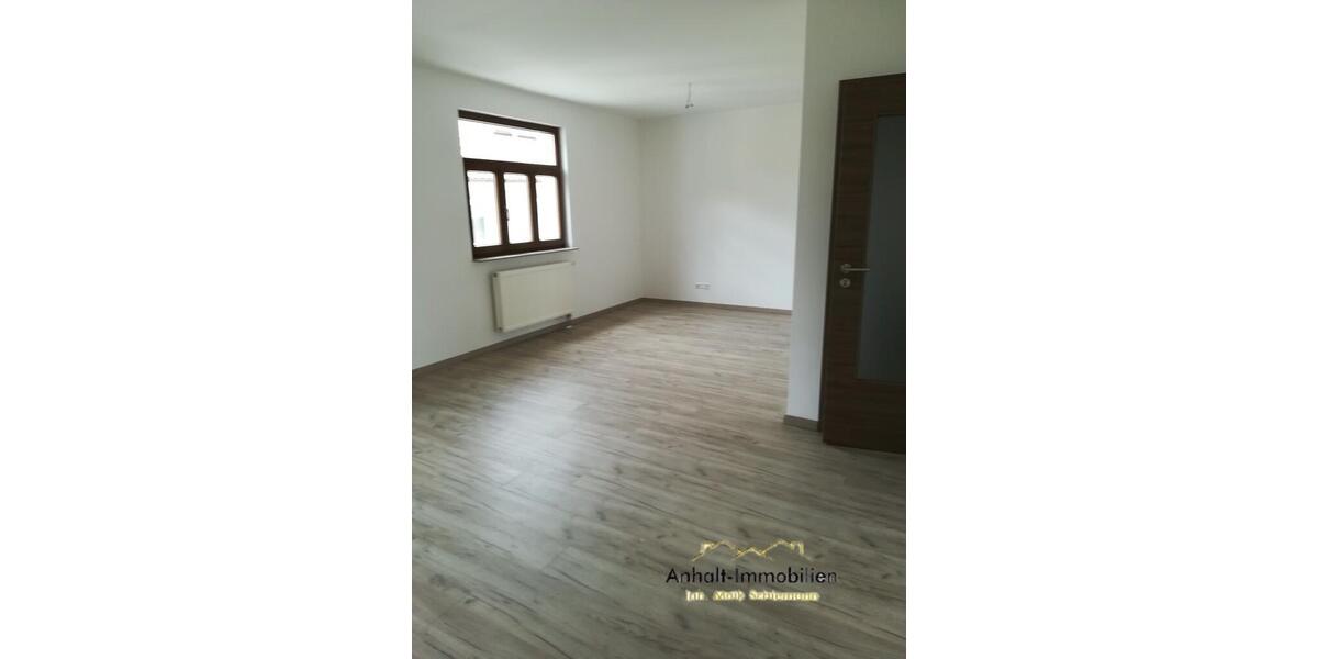 Etagenwohnung Delitzsch - 4 Zimmer, 102 m&sup2;, 860&euro; | Angebot:26645163