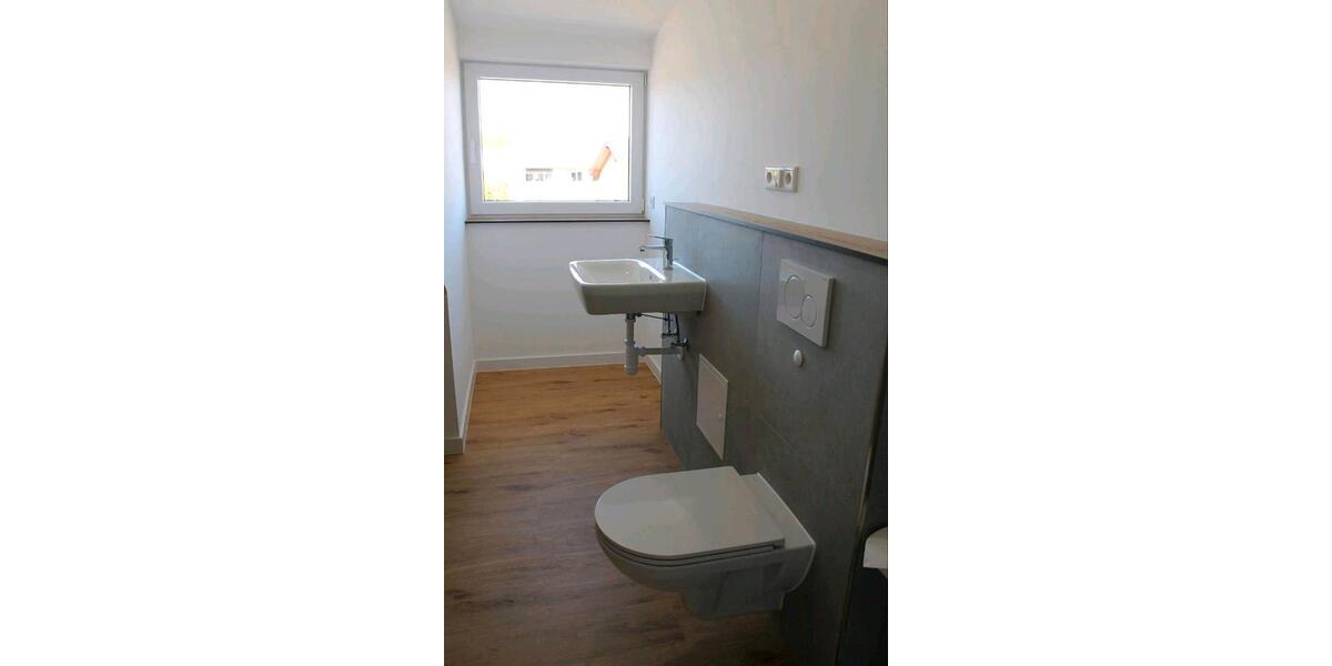 Dachgeschoßwohnung Schlangen - 2 Zimmer, 60 m&sup2;, 700&euro; | Angebot:26376140