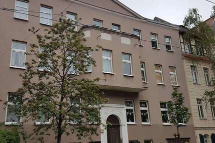 Wohnung zum Mieten in HalleSaale 780 € 97 m² 4 zimmer