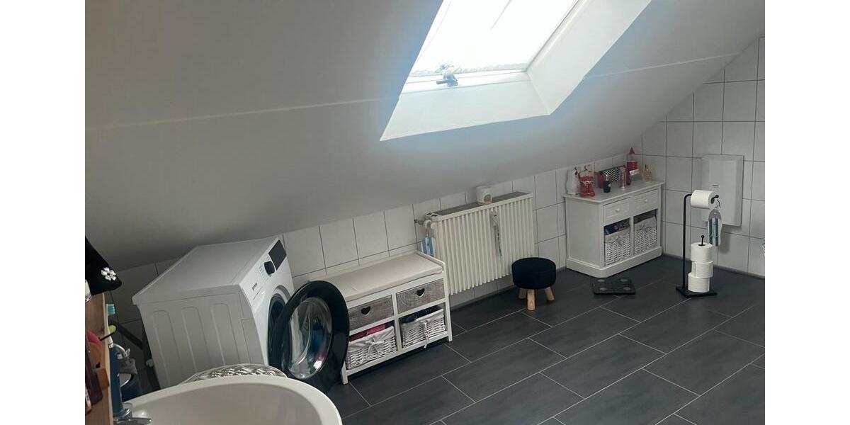 Dachgeschoßwohnung Attendorn - 1 Zimmer, 74 m&sup2;, 730&euro; | Angebot:24360979