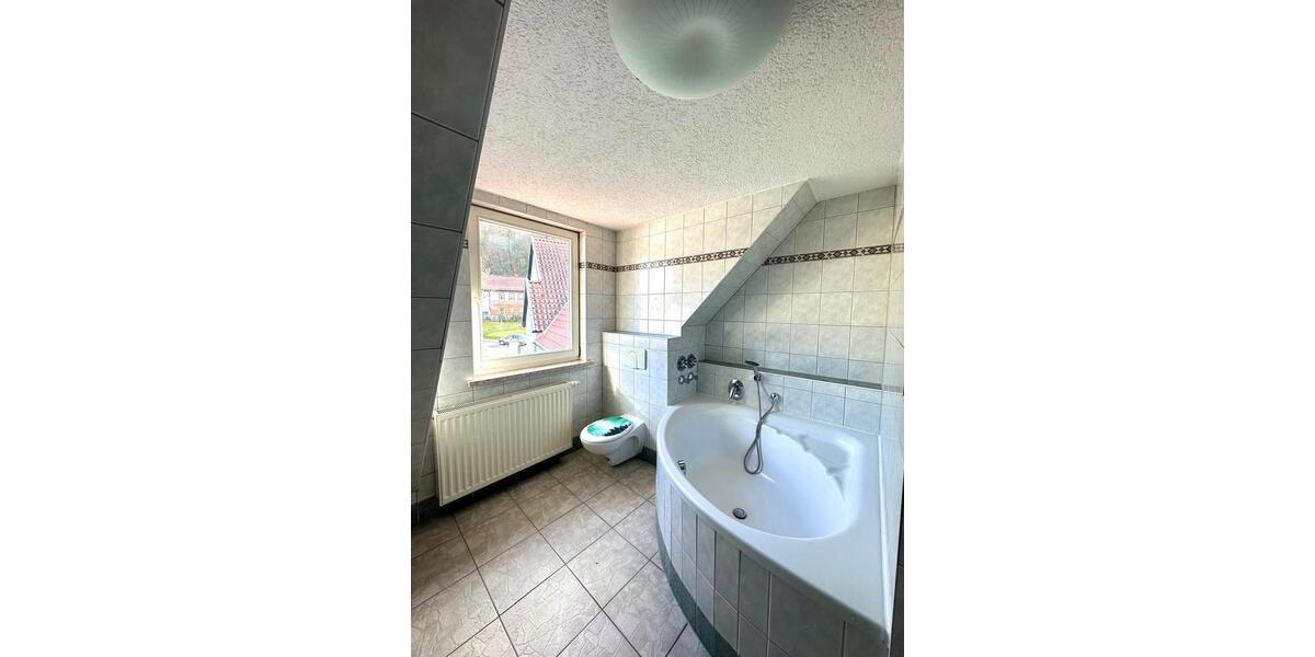 Etagenwohnung Waltershausen - 2 Zimmer, 56 m&sup2;, 450&euro; | Angebot:26623722