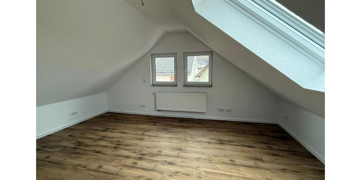 Einfamilienhaus Buseck - 4.5 Zimmer, 140 m&sup2;, 1.200&euro; | Angebot:24675931