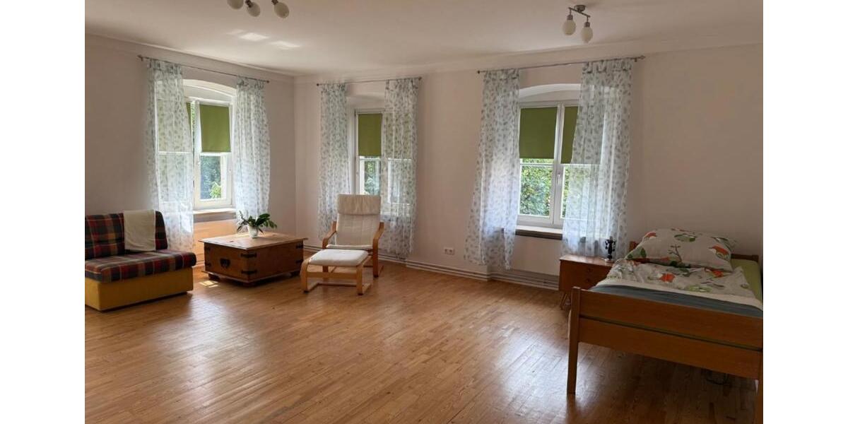 Etagenwohnung Weidenberg - 2 Zimmer, 35 m&sup2;, 400&euro; | Angebot:22955753