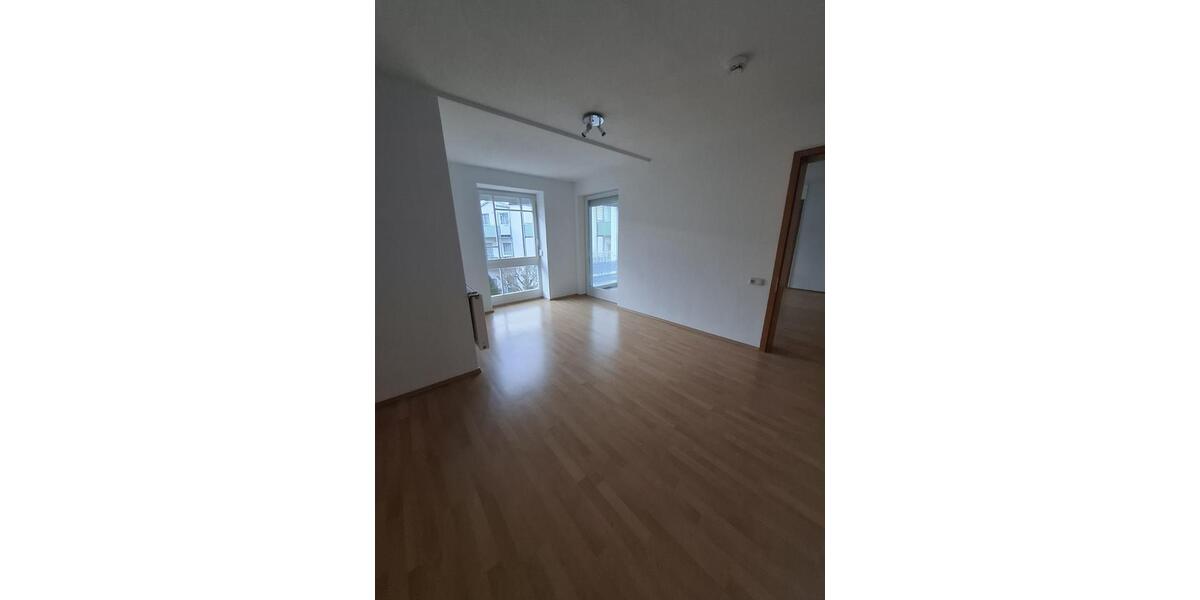 Etagenwohnung Waldmünchen - 3 Zimmer, 70 m&sup2;, 590&euro; | Angebot:25852643