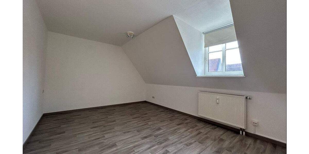 Etagenwohnung Herrieden - 4 Zimmer, 106 m&sup2;, 850&euro; | Angebot:25862337