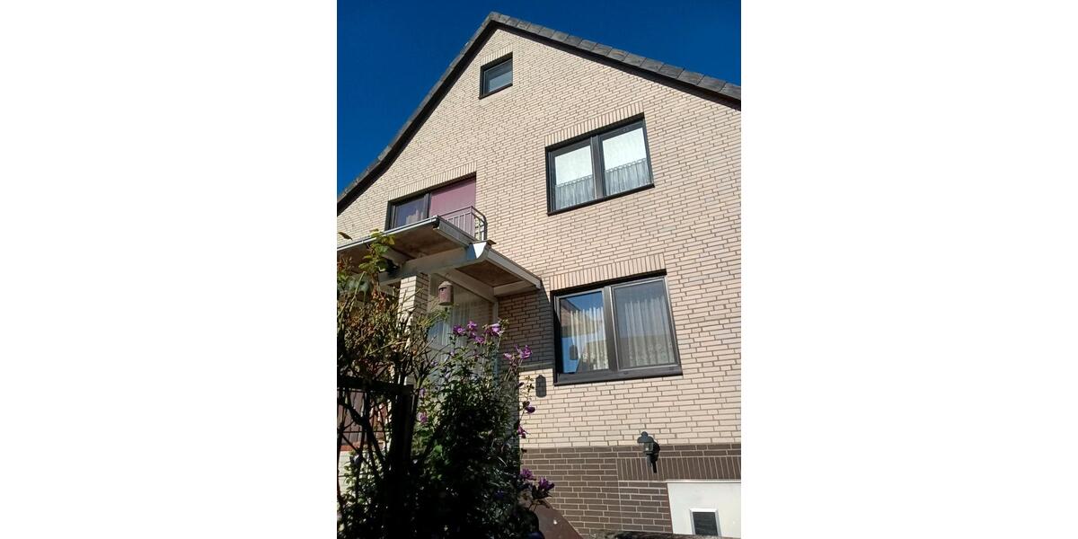 Dachgeschoßwohnung Neustadt am Rübenberge - 3.5 Zimmer, 120 m&sup2;, 1.100&euro; | Angebot:25613357