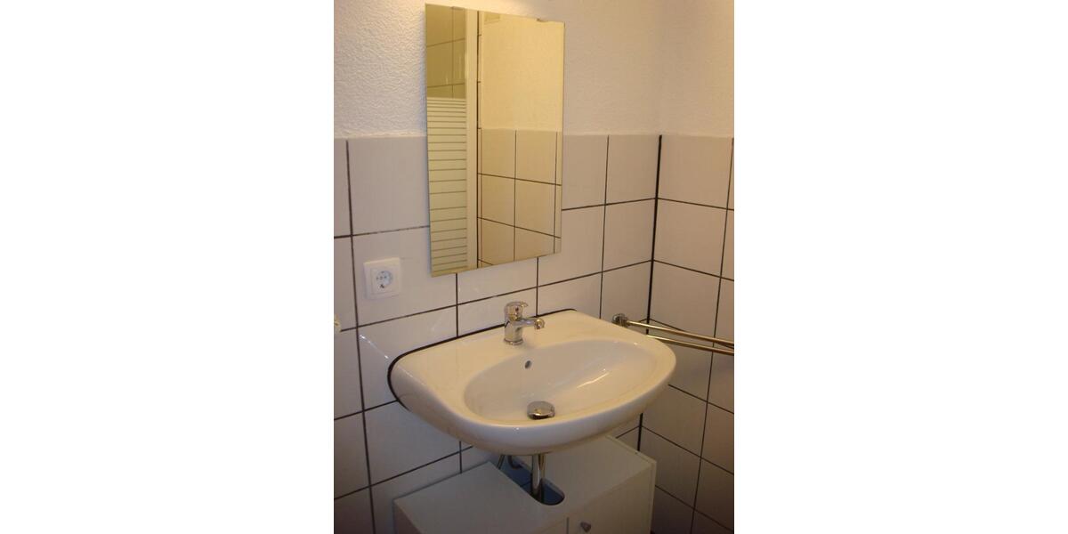 Dachgeschoßwohnung Villingen-Schwenningen Schwenningen - 1 Zimmer, 10 m&sup2;, 280&euro; | Angebot:26475896