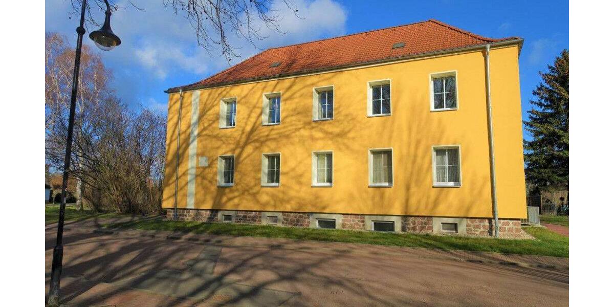 Etagenwohnung Braunsbedra - 3 Zimmer, 65 m&sup2;, 460&euro; | Angebot:26824584