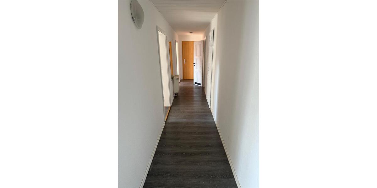 Etagenwohnung Eisenach - 2 Zimmer, 63 m&sup2;, 390&euro; | Angebot:19936153