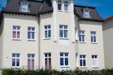 Wohnung Neustrelitz - 3 Zimmer, 81 m&sup2;, 725&euro; | Angebot:27641077