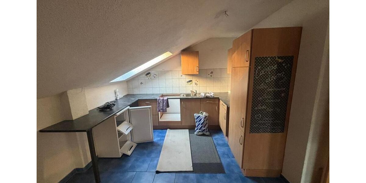 Dachgeschoßwohnung Biedenkopf - 3 Zimmer, 100 m&sup2;, 850&euro; | Angebot:25979948