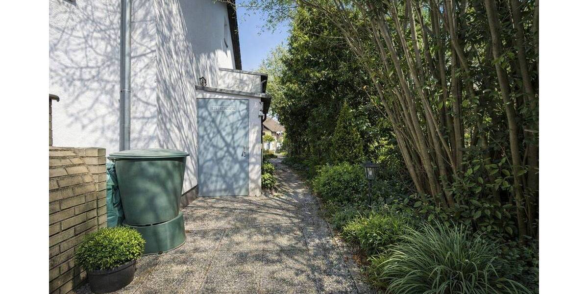 Einfamilienhaus Berlin Lichtenrade - 5 Zimmer, 120 m&sup2;, 1.550&euro; | Angebot:26124844