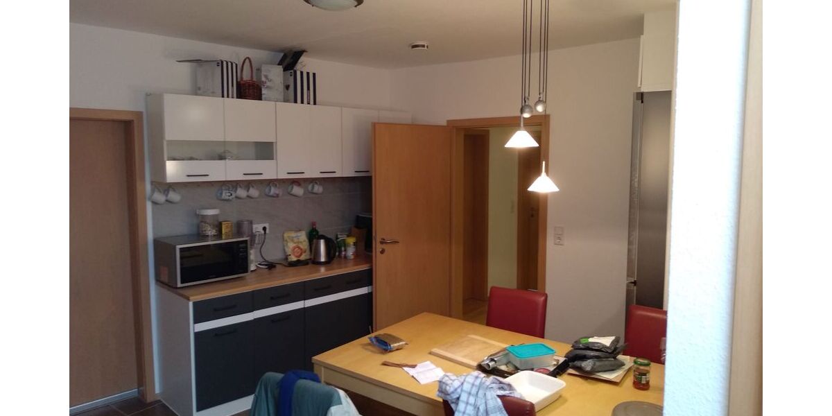 Zimmer in 4er WG Zentral Dachgeschoss WG-Zimmer 23 m² befristest / Probewohnen für 6 Monate. - Zimmer Stuttgart Gablenberg | Angebot:27077027
