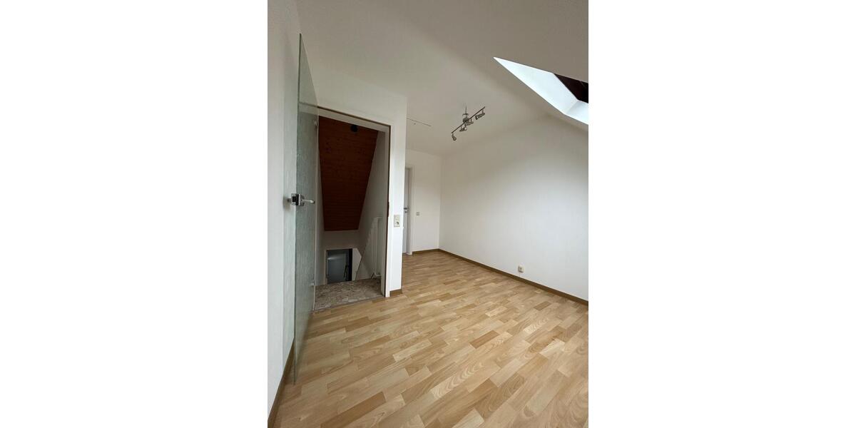 Etagenwohnung Höhr-Grenzhausen Grenzhausen - 2 Zimmer, 60 m&sup2;, 650&euro; | Angebot:25221490