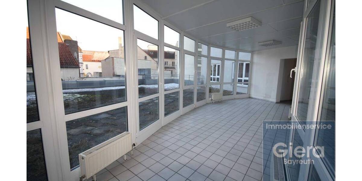 Gewerbeobjekt Bayreuth City - 4 Zimmer, 149 m&sup2;, 1.650&euro; | Angebot:25671673