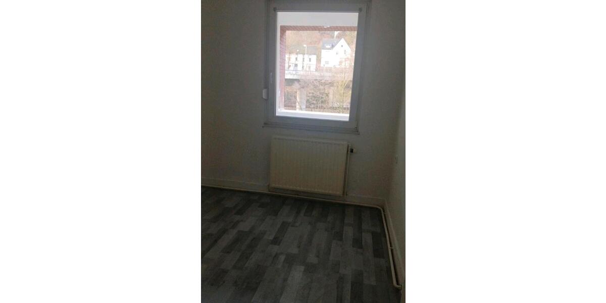 Etagenwohnung Altena - 4 Zimmer, 100 m&sup2;, 960&euro; | Angebot:24766572