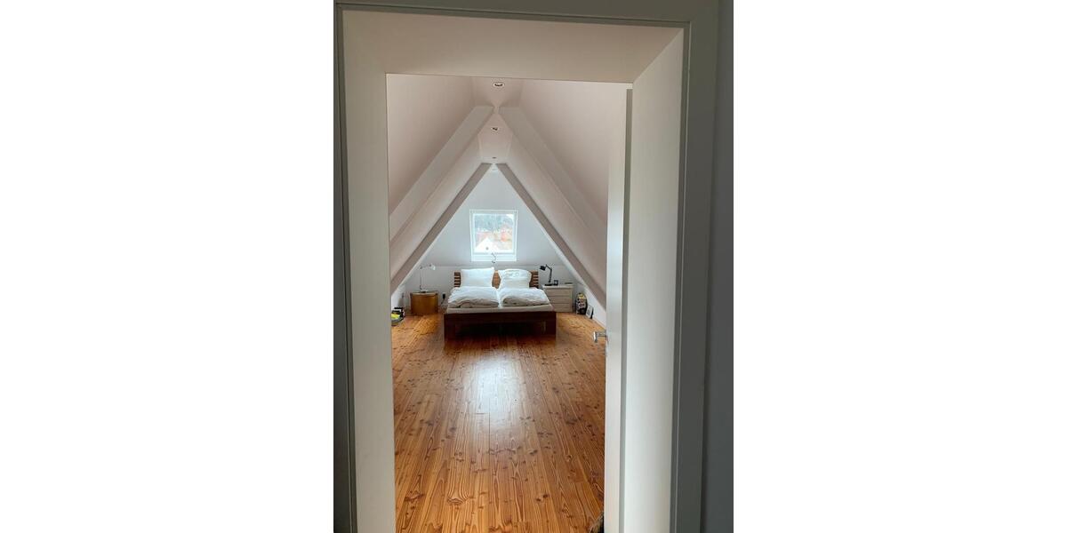 Etagenwohnung Breisach am Rhein - 6 Zimmer, 207 m&sup2;, 1.950&euro; | Angebot:26699162