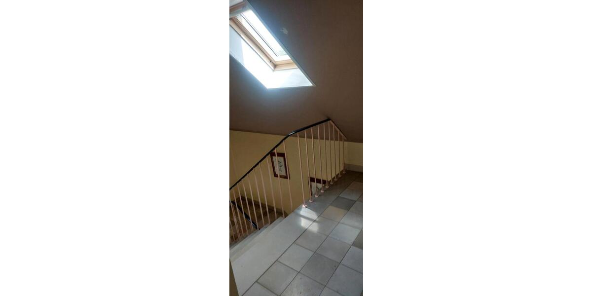 Dachgeschoßwohnung Duisburg Rheinhausen - 2 Zimmer, 75 m&sup2;, 950&euro; | Angebot:26532670