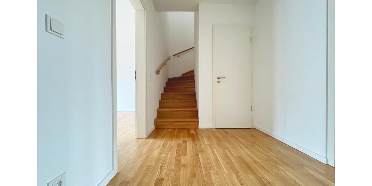 Etagenwohnung Hamburg Wandsbek - 5 Zimmer, 128 m&sup2;, 1.881&euro; | Angebot:24536972