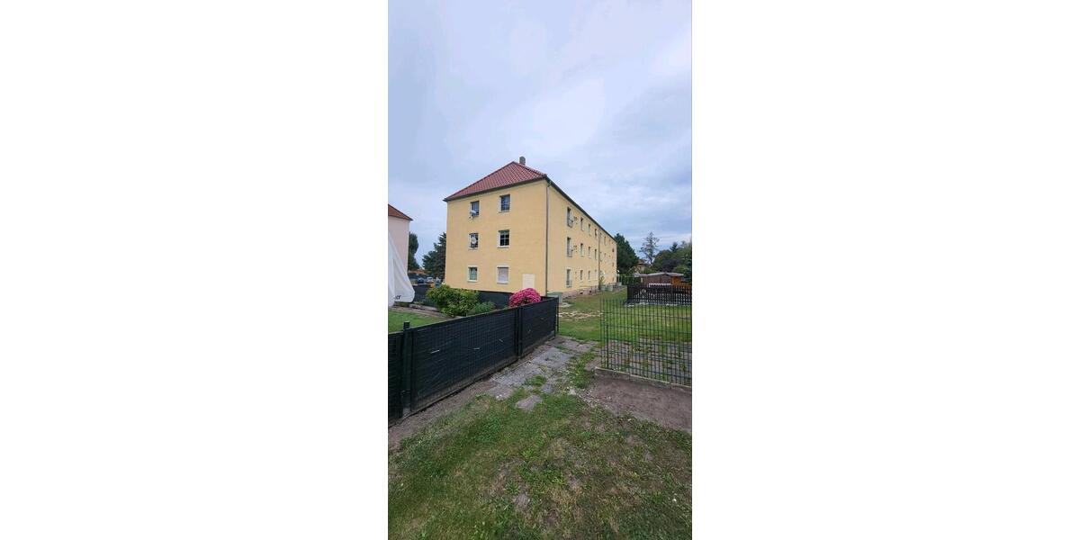 Erdgeschoßwohnung Naumburg (Saale) - 2 Zimmer, 42 m&sup2;, 400&euro; | Angebot:24689686