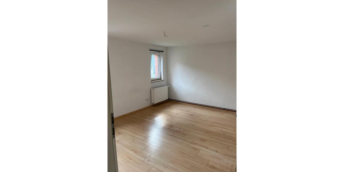 Etagenwohnung Schmalkalden - 4 Zimmer, 85 m&sup2;, 637&euro; | Angebot:24732381