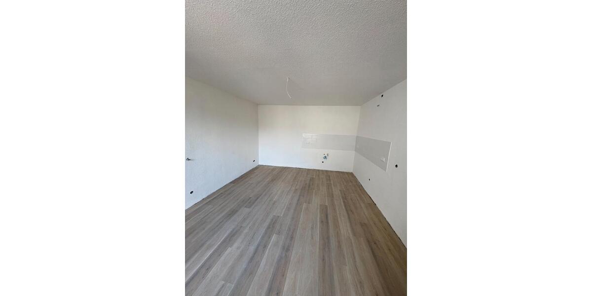 Etagenwohnung Güstrow - 4 Zimmer, 135 m&sup2;, 1.150&euro; | Angebot:26635660