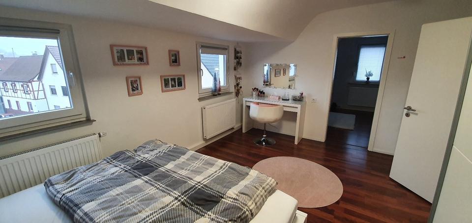 Dachgeschoßwohnung Hainburg - 3 Zimmer, 60 m&sup2;, 750&euro; | Angebot:26068082