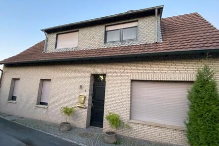 Haus Laer - 4 Zimmer, 115 m&sup2;, 1.200&euro; | Angebot:26434498