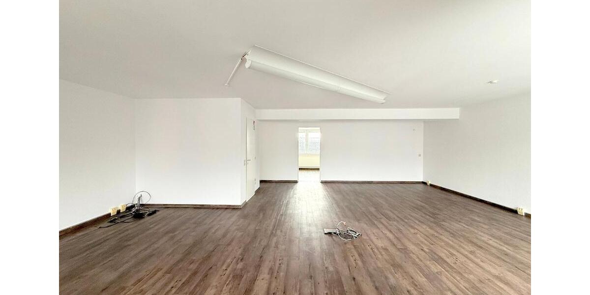 Gewerbeobjekt Wilhelmshaven - 1.375&euro; | Angebot:24155592