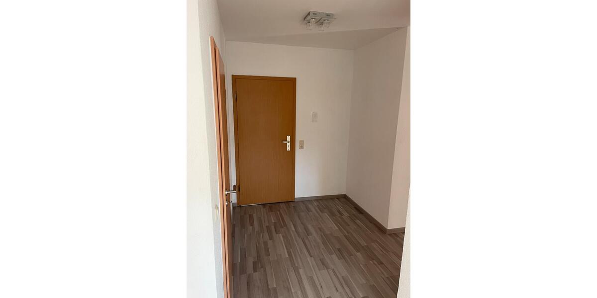 Etagenwohnung Netphen - 3 Zimmer, 79 m&sup2;, 630&euro; | Angebot:26635115