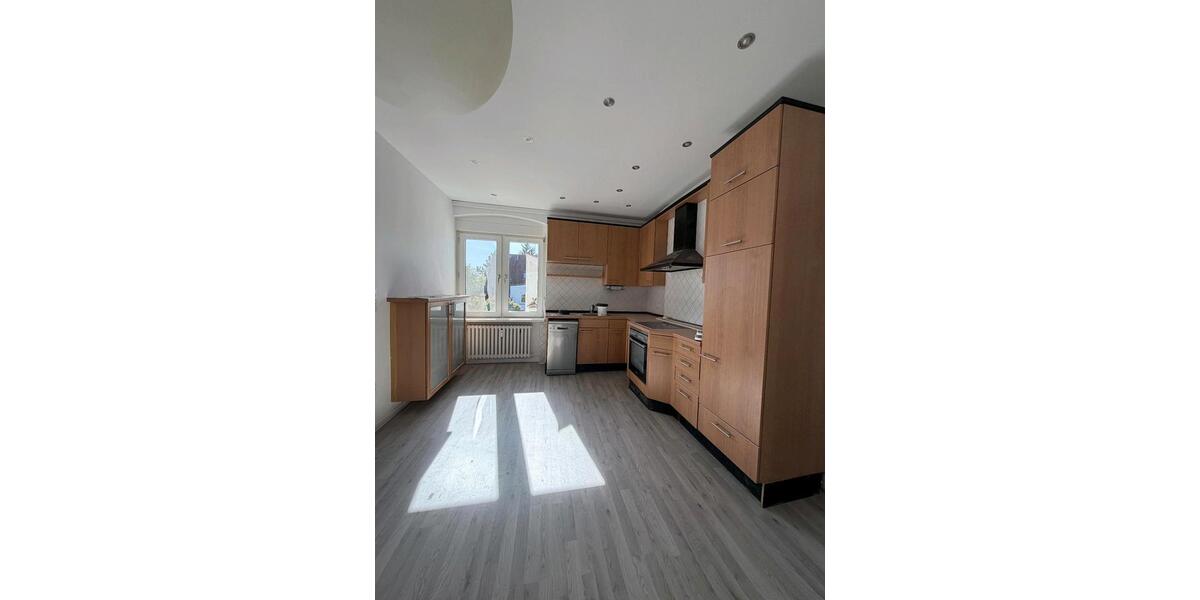 Etagenwohnung Gütersloh - 5 Zimmer, 100 m&sup2;, 950&euro; | Angebot:26302903