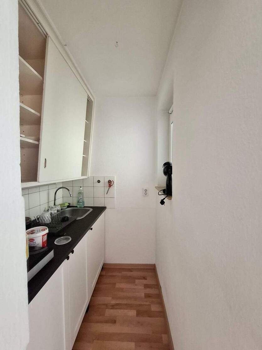 Nähe FH u. Wöhrder Wiese ! Hübsche 1-ZW, 38 m², Balkon, sep. EBK, 2.OG mit Aufzug 1 zimmer