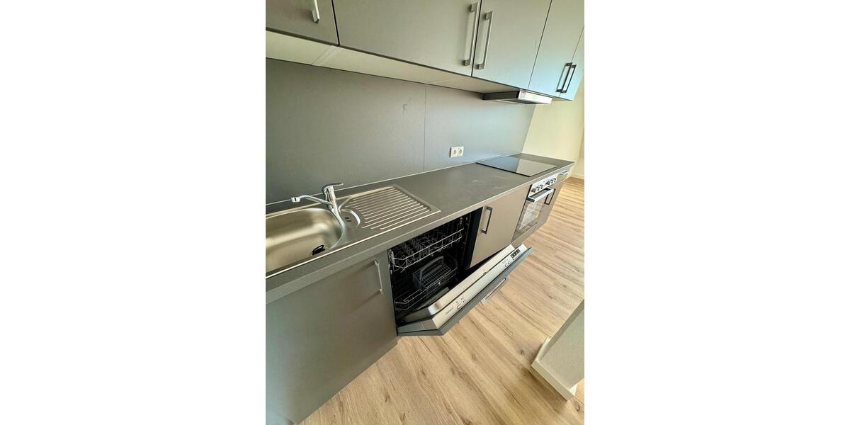 Dachgeschoßwohnung Karlsruhe Mühlburg - 2 Zimmer, 50 m&sup2;, 1.100&euro; | Angebot:25216539