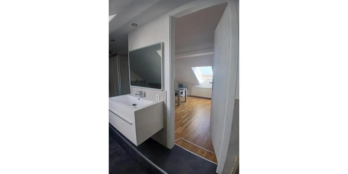 Dachgeschoßwohnung Diemelstadt - 2 Zimmer, 54 m&sup2;, 450&euro; | Angebot:25380894