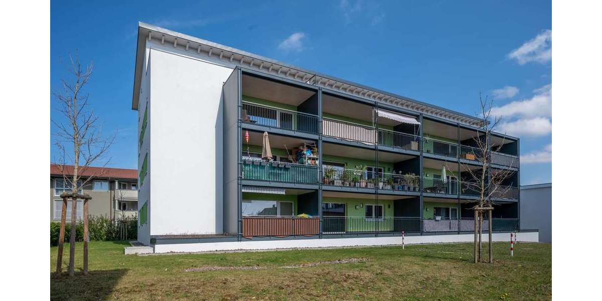 Etagenwohnung Waldshut-Tiengen Tiengen - 4.5 Zimmer, 96 m&sup2;, 1.250&euro; | Angebot:27129698