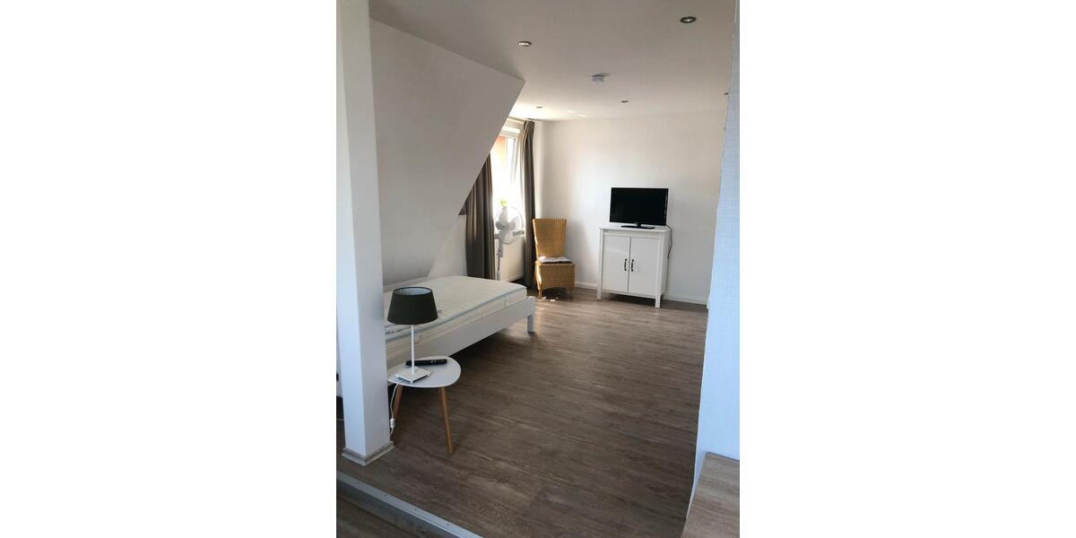 Wohnen auf Zeit Rinteln - 2 Zimmer, 80 m&sup2;, 360&euro; | Angebot:21298003