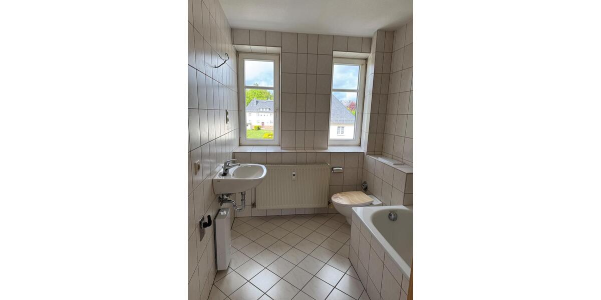 Etagenwohnung Hartmannsdorf - 1 Zimmer, 43 m&sup2;, 270&euro; | Angebot:26504583