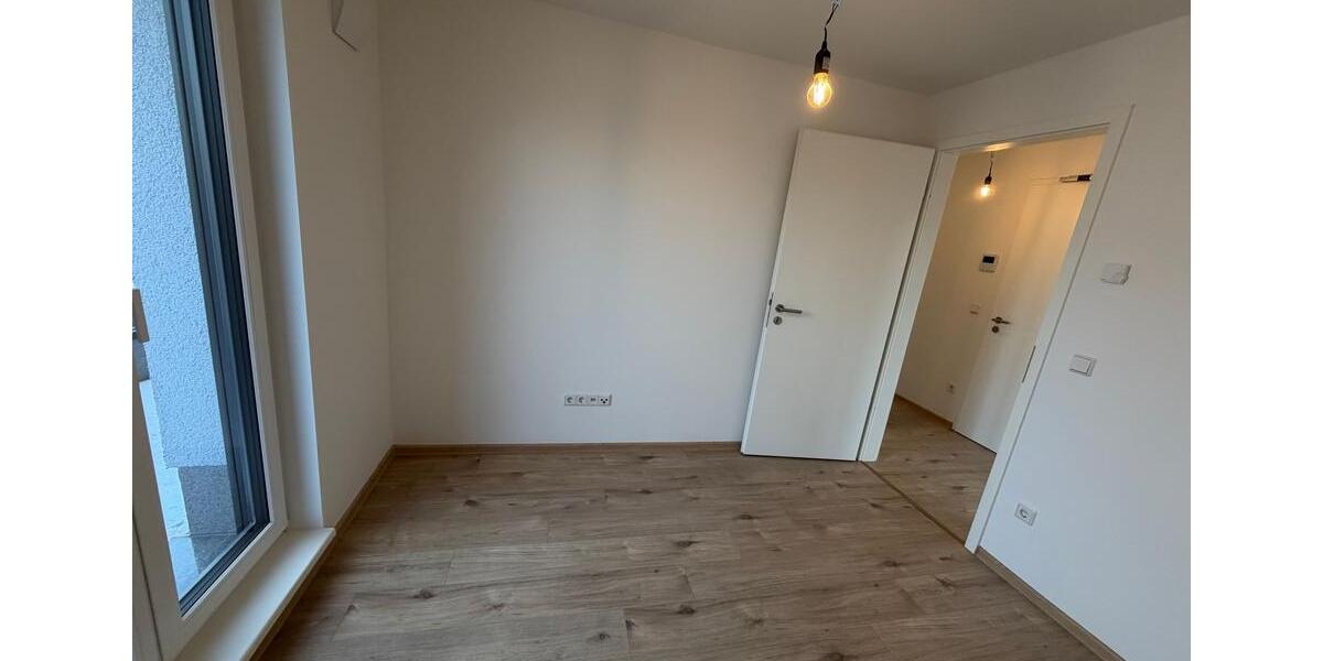 Dachgeschoßwohnung Berlin Treptow-Köpenick - 2 Zimmer, 57 m&sup2;, 1.300&euro; | Angebot:23089677