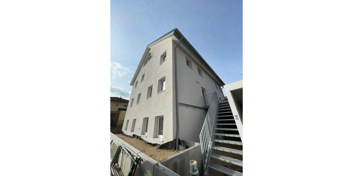 Etagenwohnung Fürth Vach - 3 Zimmer, 108 m&sup2;, 1.480&euro; | Angebot:25699459