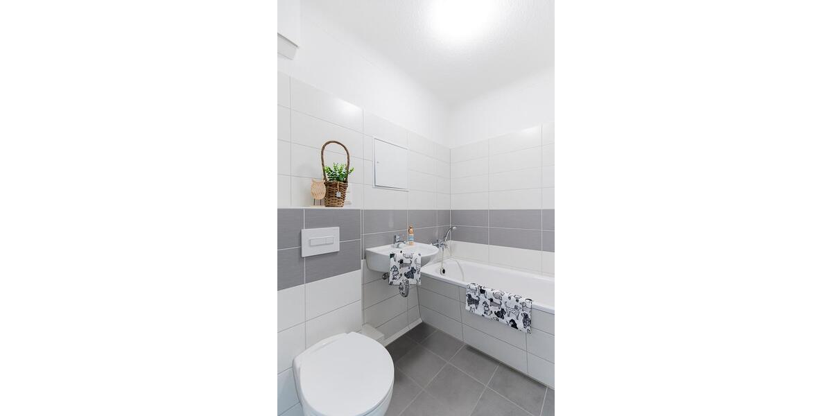 Moderne 4-Raum Wohnung mit Balkon und Badewanne 4 zimmer