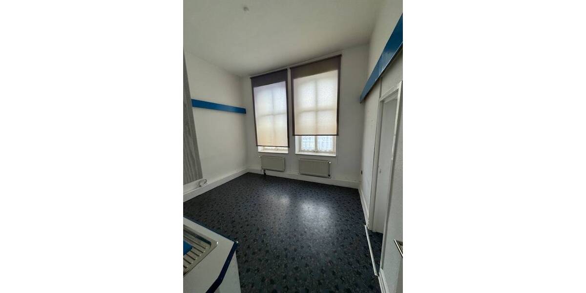 Gewerbeobjekt Lüdenscheid Knapp - 9 Zimmer, 180 m&sup2;, 1.300&euro; | Angebot:25685524