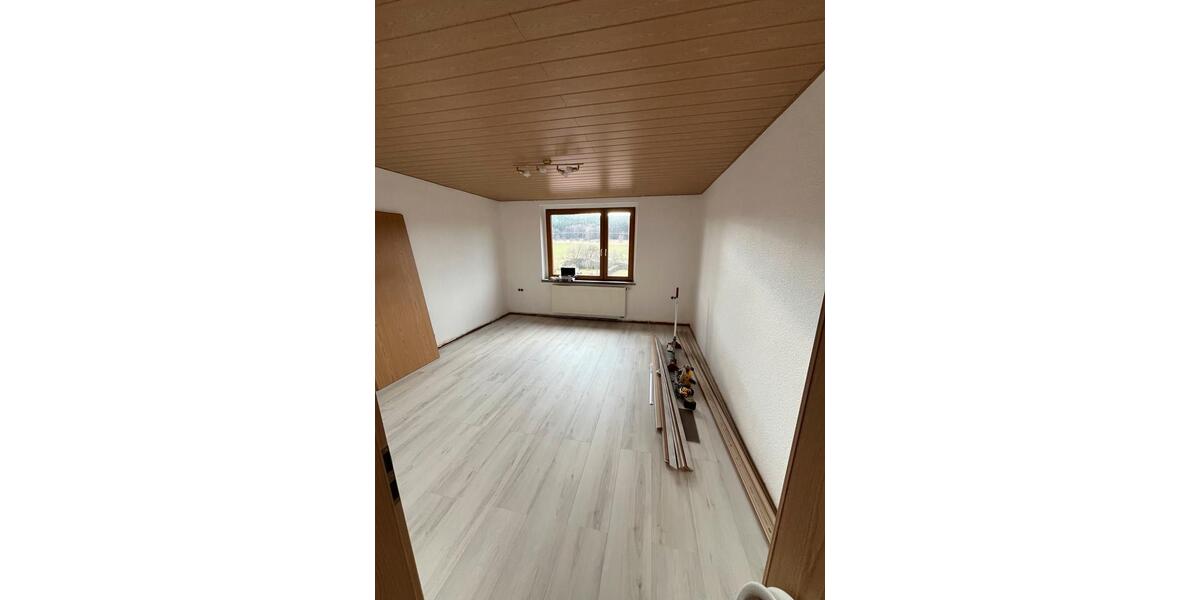 Etagenwohnung Rudolstadt - 3 Zimmer, 60 m&sup2;, 680&euro; | Angebot:25045488
