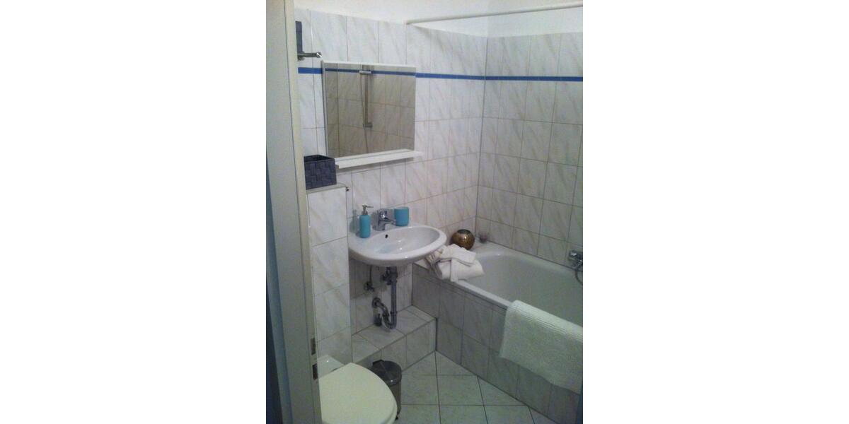 Dachgeschoßwohnung Berlin Pankow - 2.5 Zimmer, 74 m&sup2;, 1.750&euro; | Angebot:25238670