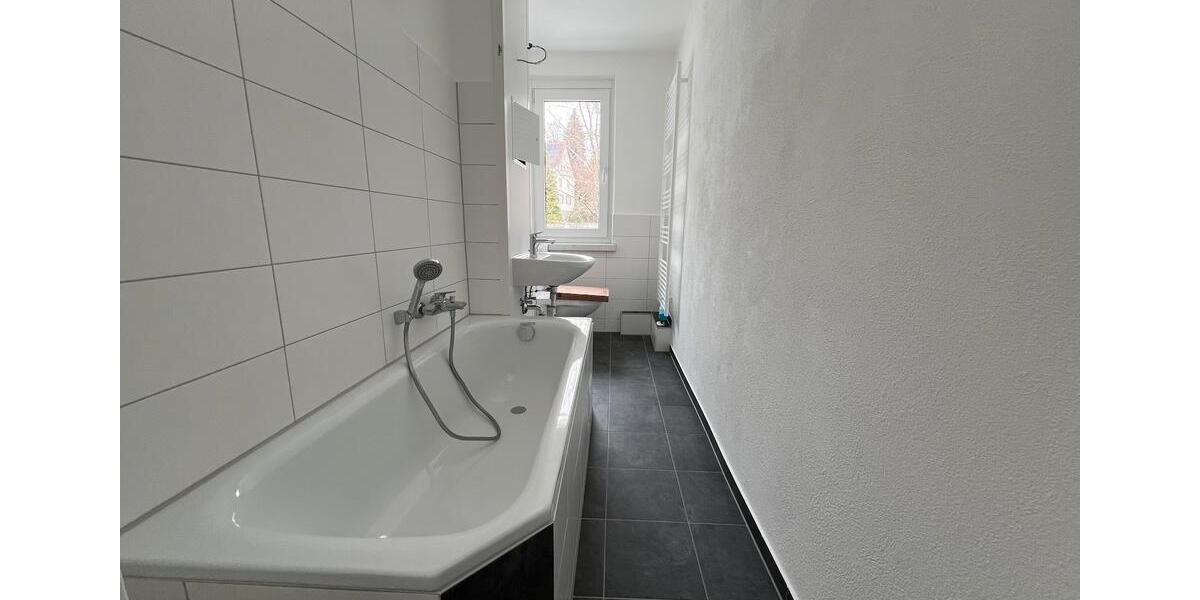 Dachgeschoßwohnung Chemnitz Helbersdorf - 3 Zimmer, 58 m&sup2;, 310&euro; | Angebot:26591536